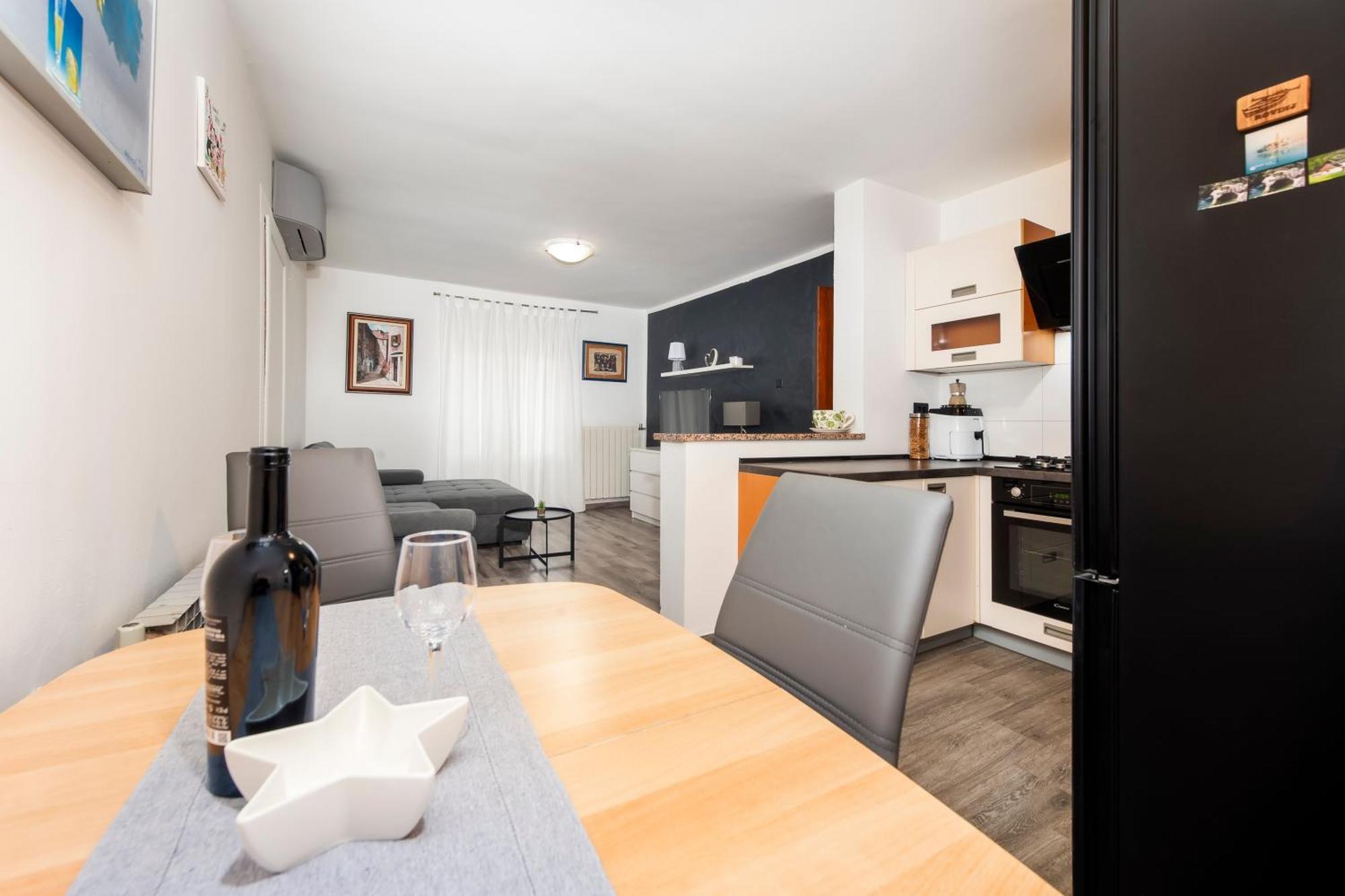 Apartmani Sara-Andrea Rovinj Exterior foto