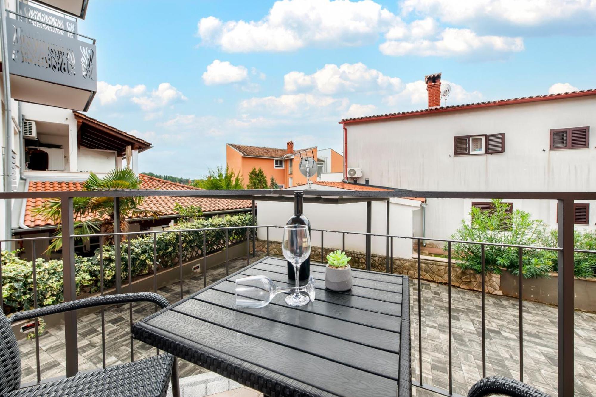 Apartmani Sara-Andrea Rovinj Exterior foto